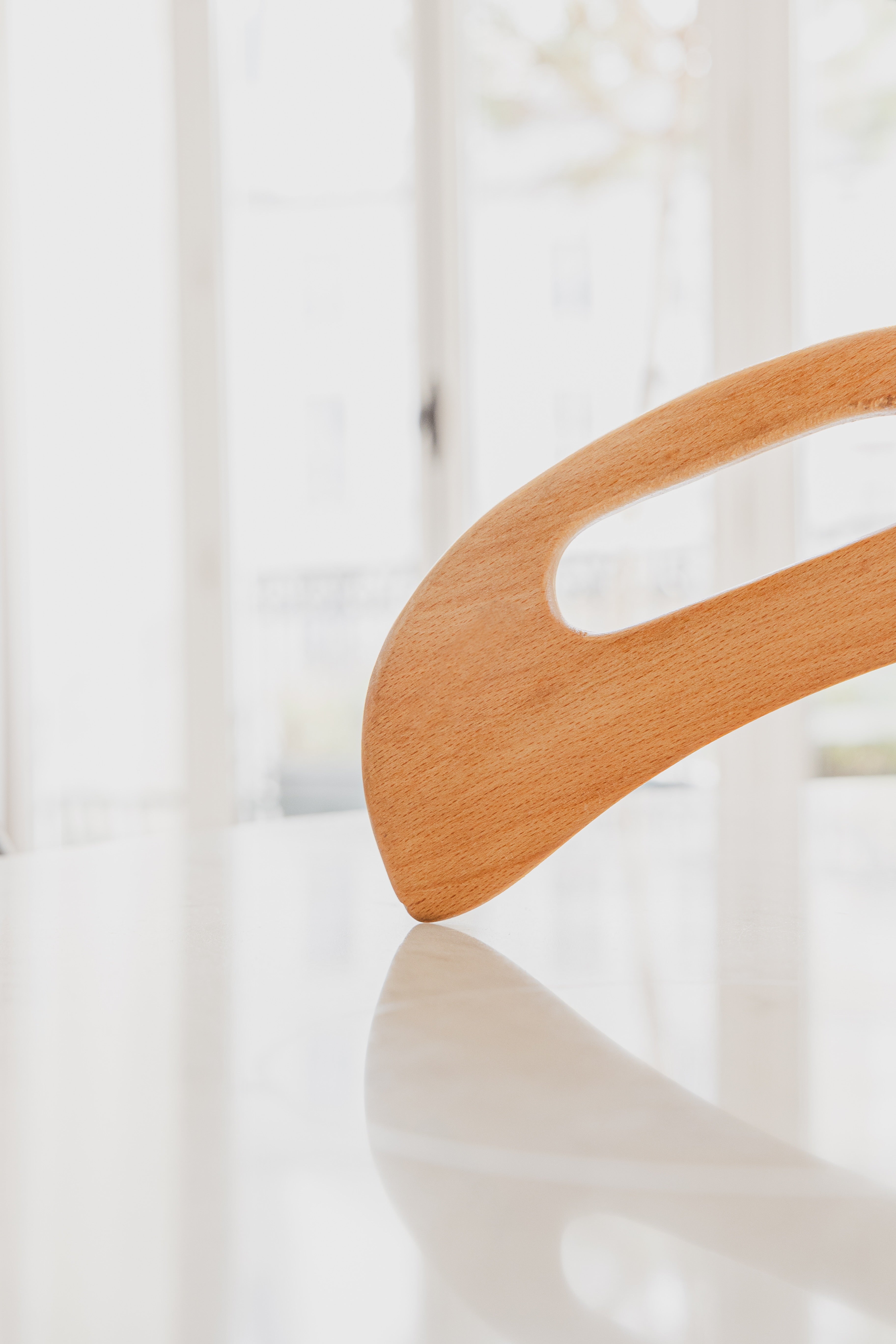 Grattoir en bois naturel By Moni k Paris